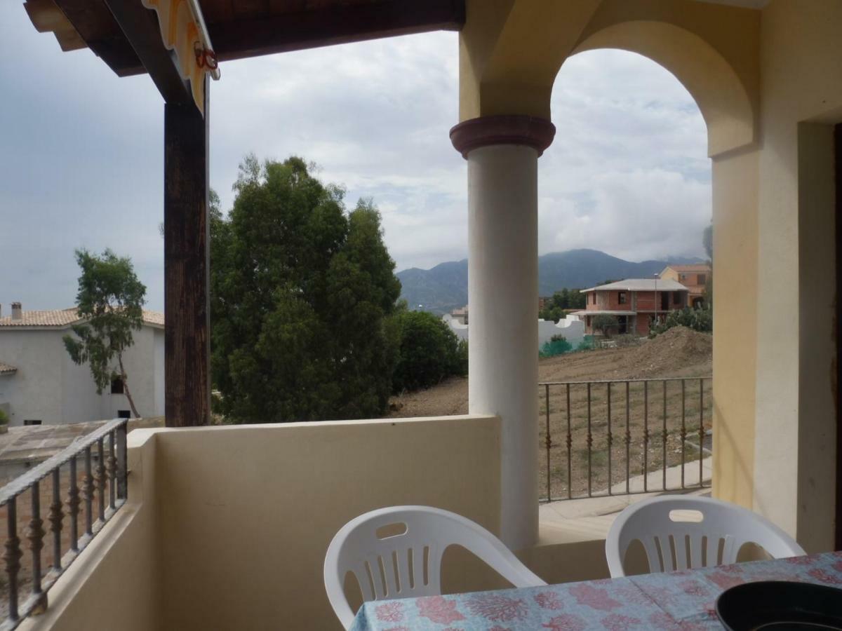 Casa Miriam - Appartamenti Vacanze Villaputzu Bagian luar foto