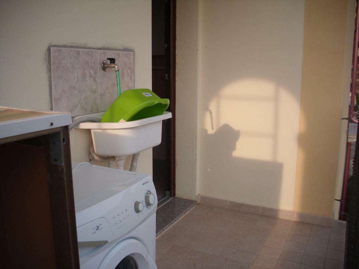 Casa Miriam - Appartamenti Vacanze Villaputzu Bagian luar foto